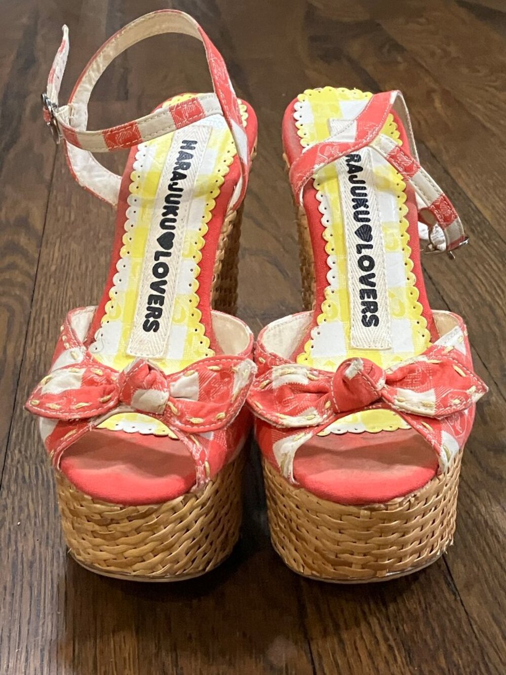 Gwen Stefani Harajuku Lovers Gingham Picnic Basket Weave Wedge Sandal Sz 6 Ants - Picture 6 of 15